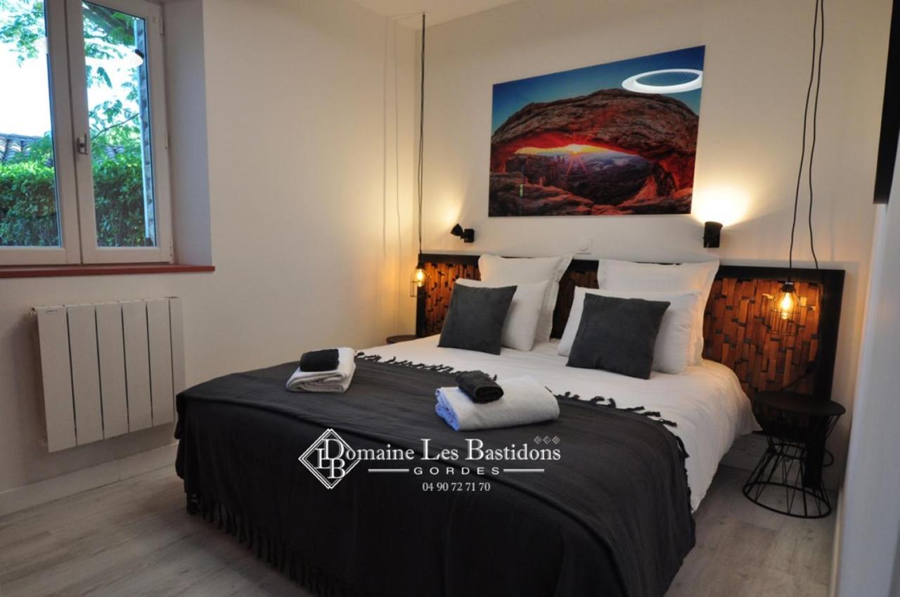 Domaine Les Bastidons Villa Gordes Bagian luar foto